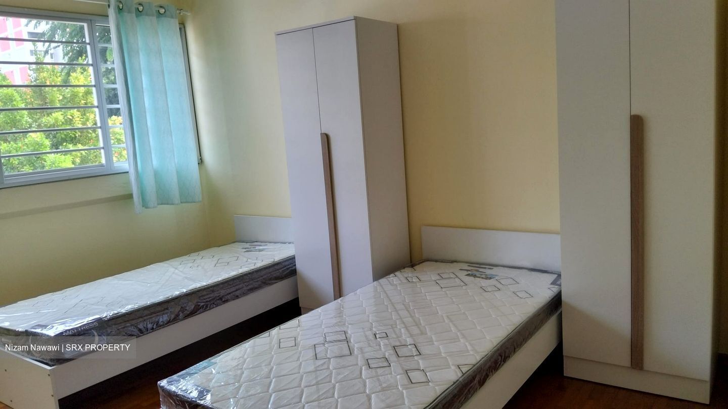 Yishun Avenue 6 listing thumbnail photo